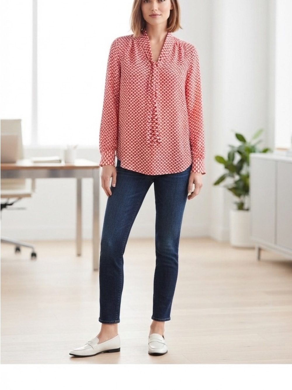 NWT Ann Taylor LOFT Red & White Floral Print Tie-Neck Blouse - Size Large